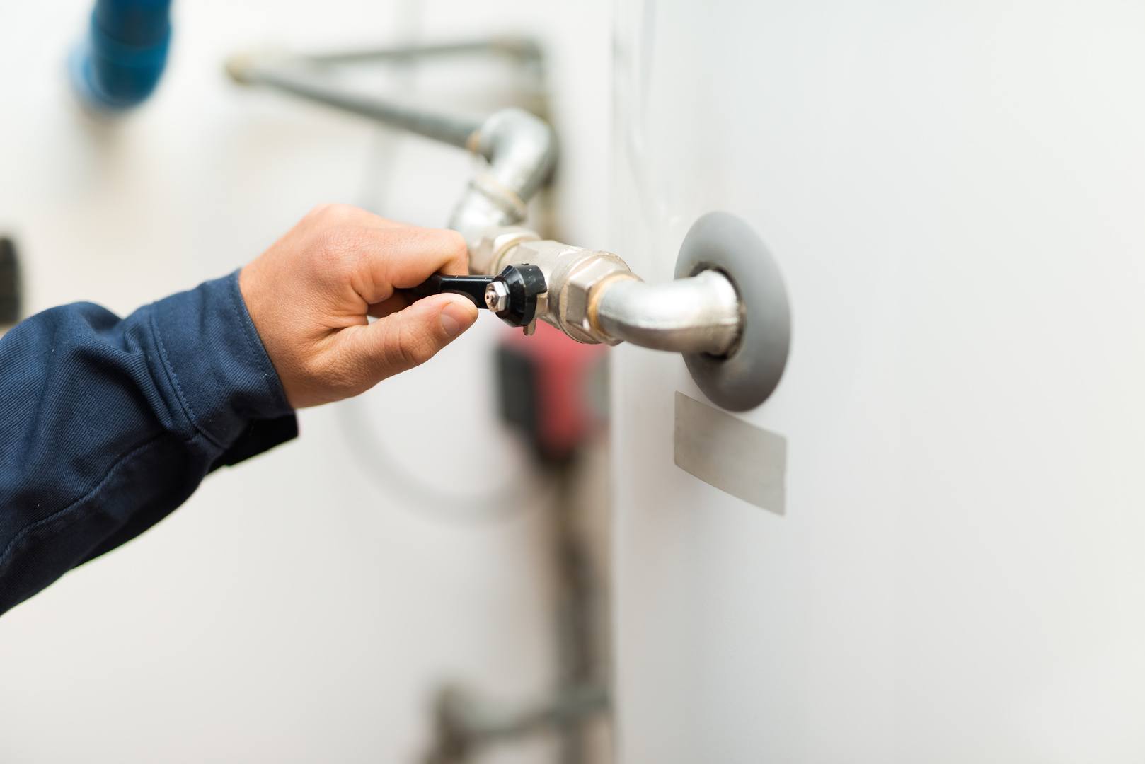 Reasons Why to Drain Your Water Heater Orange County Plumbing